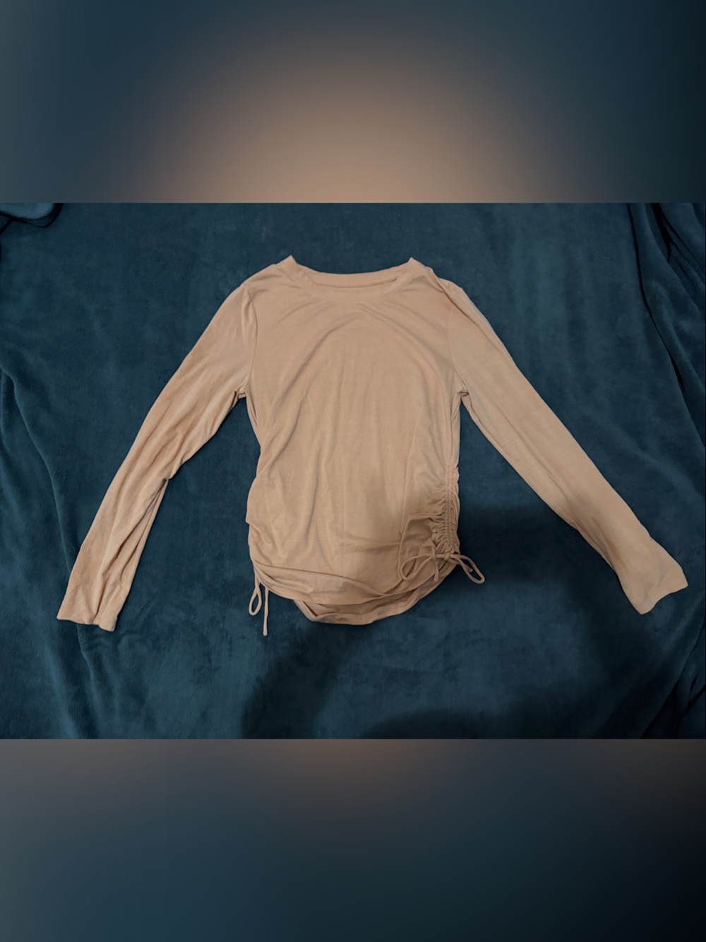 GAP Factory Long Sleeve Side-Ruched Tee - Light Beige